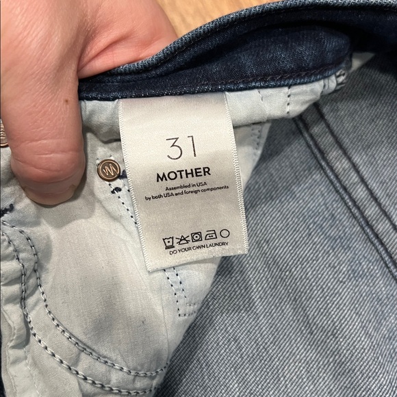 Mother The Insider Crop Step Fray Jeans in Movin On Up Size 31 - Picture 4 of 16